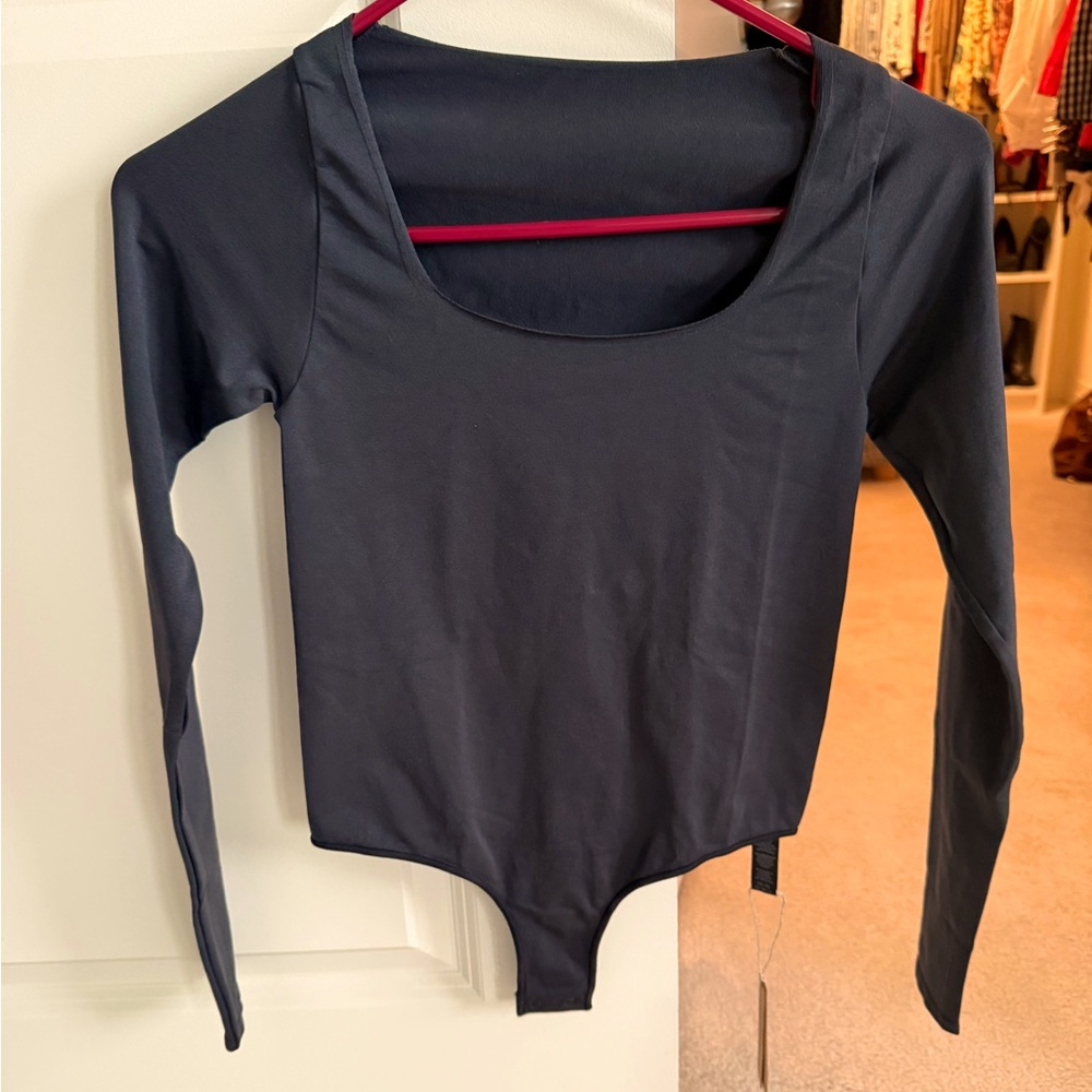SKIMS essential scoop neck bodysuit
